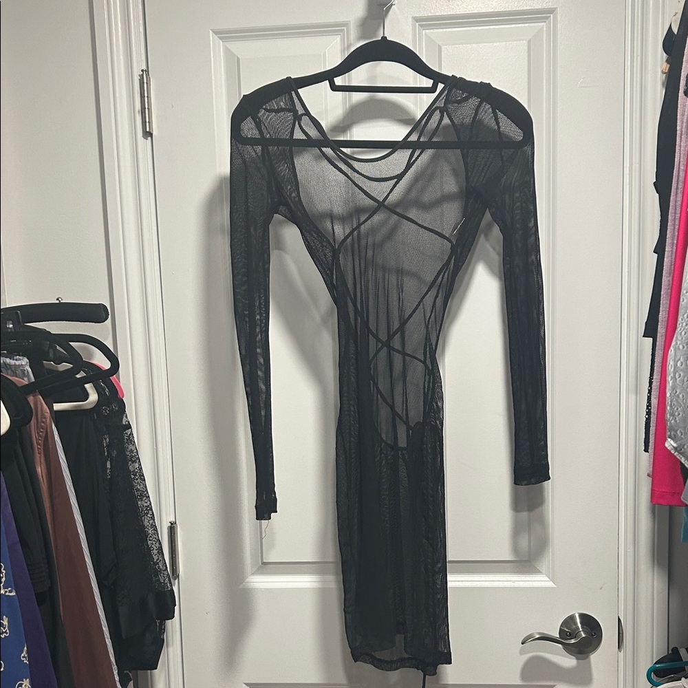 Minimale Animale Women's Black Sheer Long Sleeve cover up Dress